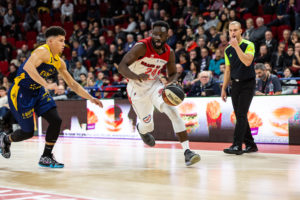 Meredis Houmounou : « C&rsquo;est du 50/50 »